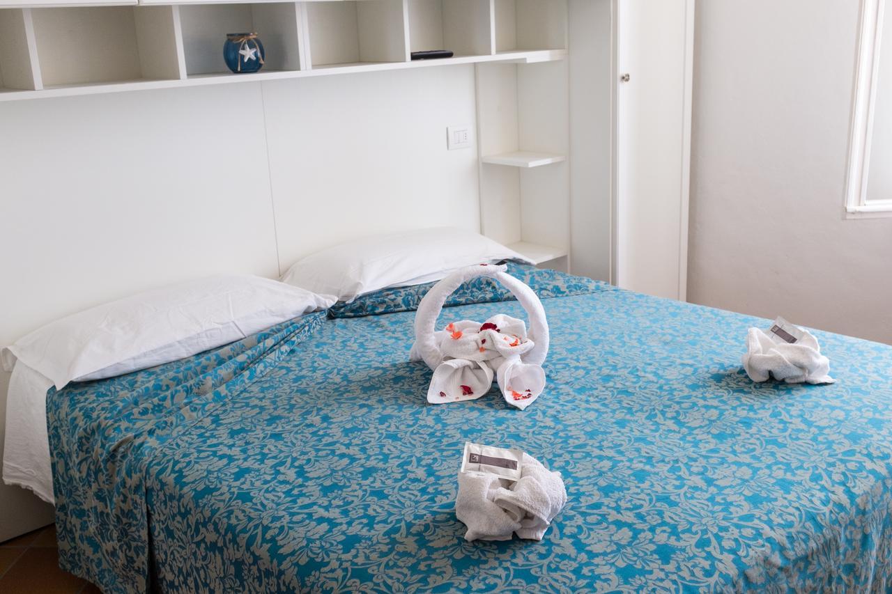 Hotel Villa Laura ริมินี ภายนอก รูปภาพ